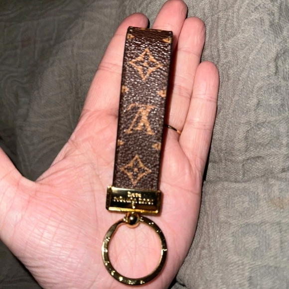 Monogram Key Chain - Picture 2 of 2